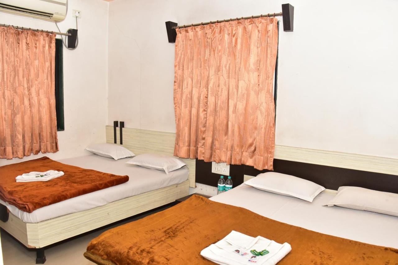 Hotel Temple Sai Shirdi Exterior foto