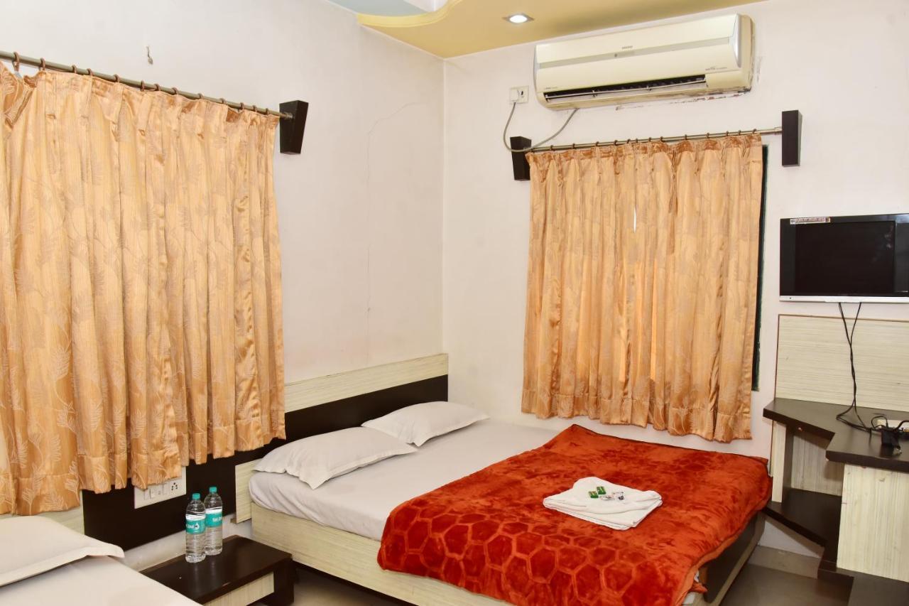 Hotel Temple Sai Shirdi Exterior foto